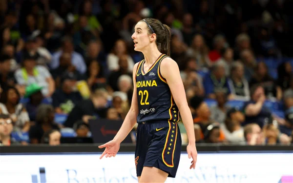 You’re a Joke”: Angel Reese Fans Slam WNBA Legend for Glorifying Caitlin Clark’s Historic Triple-Double