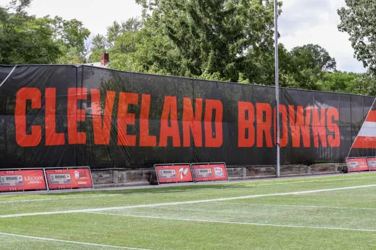 Proposed Lions-Browns NFL Draft Trade Sends Rising QB Prospect to Cleveland