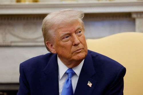 Donald Trump Threatens Relationship Between Eagles’ Saquon Barkley And Jalen Hurts