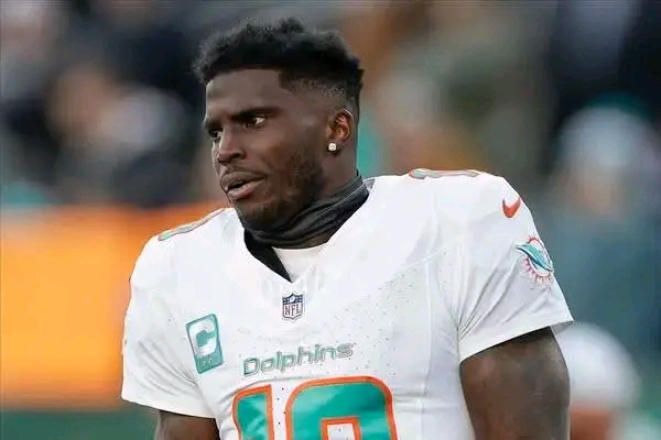 Chiefs GM Confirms Intentions on Drafting WR Amid Tyreek Hill’s Dolphins Exit Rumors