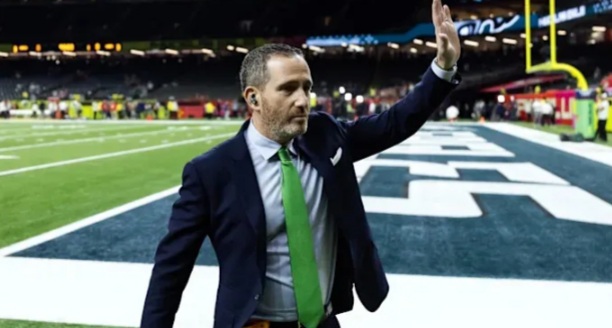 NFL GMs are so terrified of Howie Roseman, they’re sending 215 area code calls straight to voicemail ahead of the draft