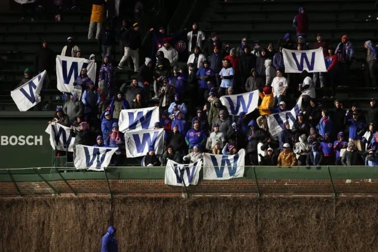 Some Dodgers fans decided to try and take over Wrigleyville