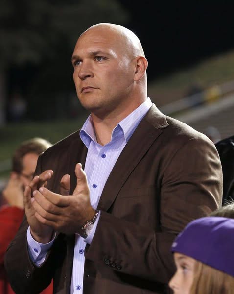 Urlacher Takes the Defensive Reigns: Chicago Bears Welcome Back Franchise Legend Brian Urlacher to Serve as Defensive Coordinator…