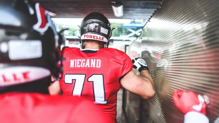 Jets Sign Record-Setting German Strong Man OL to Big Money Deal
