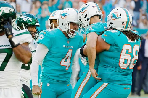 Dolphins Trade Idea Sends Jalen Ramsey to AFC East Rival