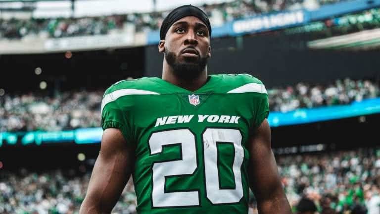 According to ESPN and New York Jets head coach confirmation following the official announcement by the NFL through their website, coming to notice this 3 minutes following investigation after it was reported he officially inked a 3-year, $109 million contract extension with the New York Jets, the NFL has officially banned the New York Jets franchise’s running back for 7 months due to…