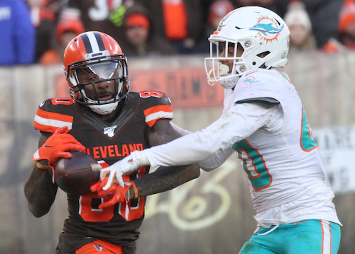 Browns sign a veteran cornerback for depth at the spot just 3 days before the NFL draft