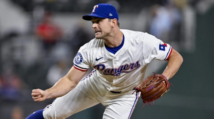 The Cubs have completed an All-Star reunion to strengthen their bullpen.