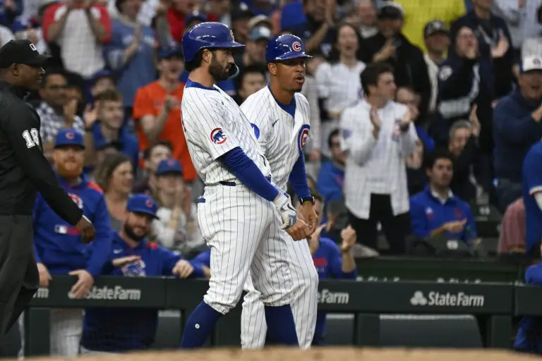 Calls mount for Chicago Cubs to cut failing infielder after another critical error