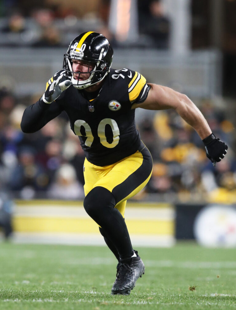 BREAKING NEWS: Patriots Pull-Off Blockbuster Move; Land $146M All-Pro in a Late-Hour Trade Deal