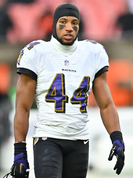 Emotional: Ravens Fans Bid a Tearful Farewell to Marlon Humphrey, Star Player Accepts Blockbuster $118 Million Deal