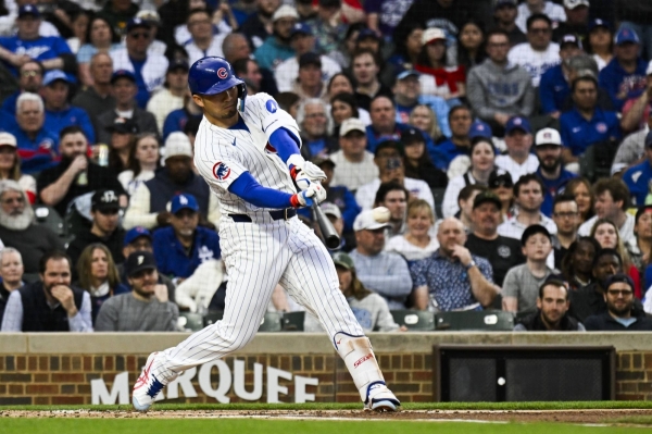 Cubs rally late, upending Dodgers in 10th for 11-10 win