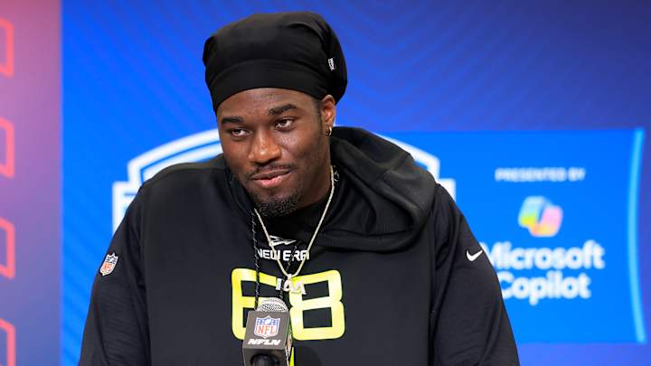 NY Jets ‘keeping close tabs’ on boom-or-bust edge rusher with major red flags