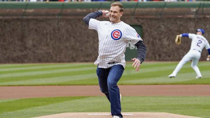 Ben Johnson returns to first Chicago sports love and fires a strike