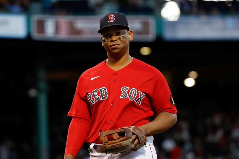 As reported by ESPN and CBN this morning following confirmation of the head coach, just 6 minutes after he was reported to have inked a 3-year, $78 million deal after a long protracted negotiation this morning with the Chicago Cubs, Rafael Devers formally shared heartbreaking news with tears in his eyes regarding his daughters following…