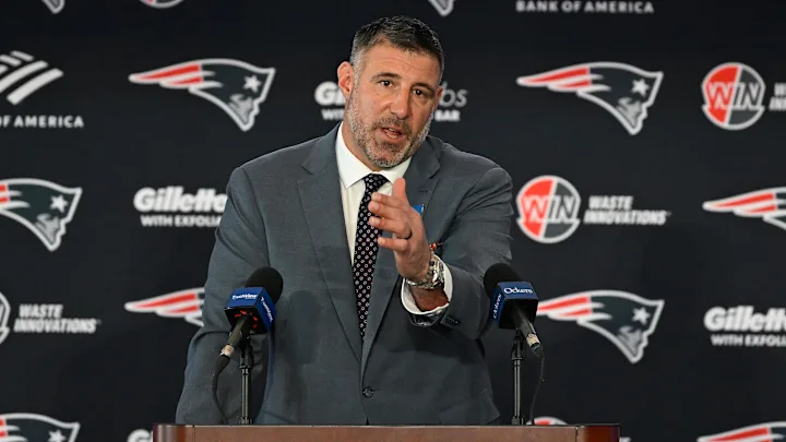 TOUCH DOWN: New England Patriots Head coach Mike Vrabel Has officially Announced his Departure from the team following NFL proposal as the Head coach of…