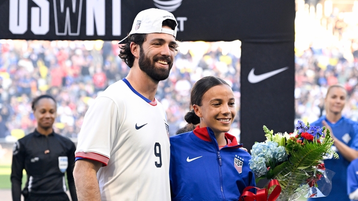 Chicago Stars forward Mallory Swanson, Chicago Cubs shortstop Dansby Swanson expecting 1st child