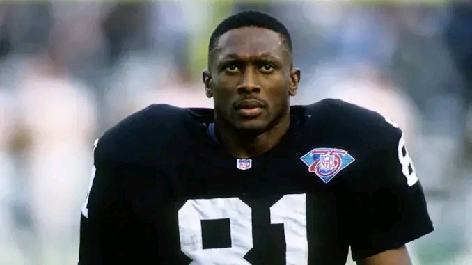 Headline: “Tim Brown Returns to Raiders as Bench Coach, Reuniting with Former Team”