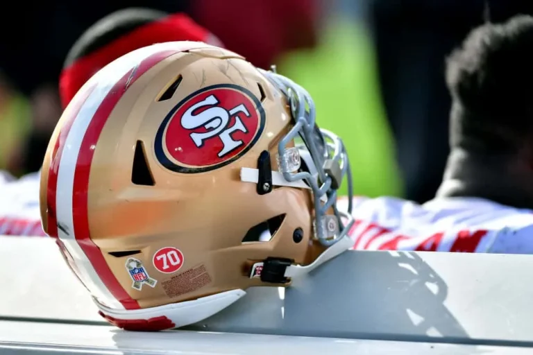 REAKING: 49ers Reportedly Turned Down Blockbuster Draft Day Trade