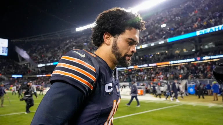 IT IS DONE: Chicago Bears Star Caleb Williams (QB) Stuns Fans and Leaves Head Coach Ben Johnson Speechless with Major Announcement Concerning…