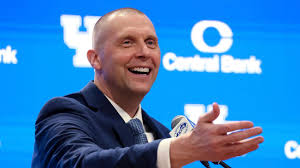 ESPN Kentucky’s Mark Pope on following John Calipari: ‘Have to be….
