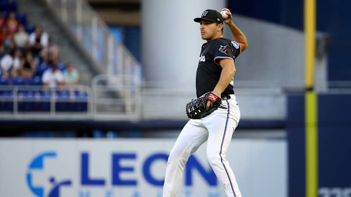Former Cubs prospect goes viral for all the wrong reasons on Friday