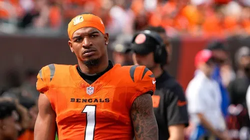 BREAKING NEWS: The Patriots & Bengals ‘Triple Crown’ Wide Receiver JA’MARR CHASE Agree To A Six-Year $165 Million Deal, Making Him The Highest-Paid Non-Quarterback In…